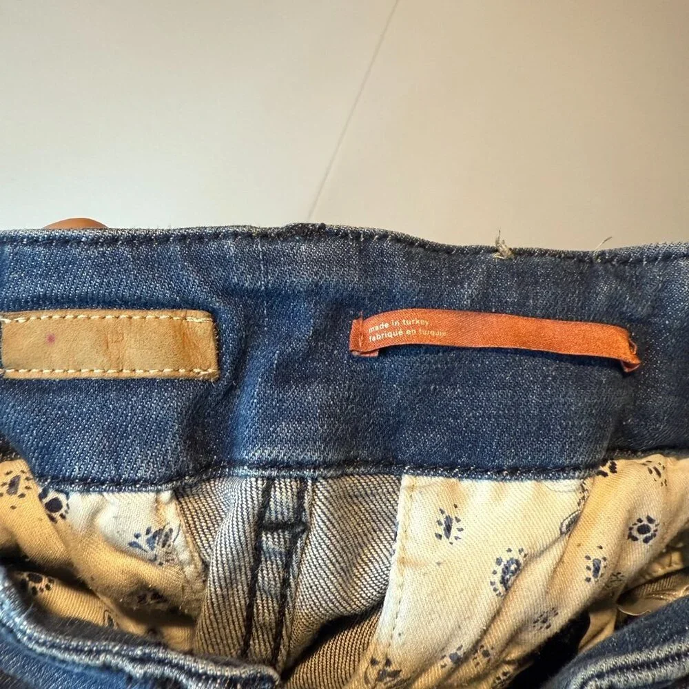 Anthropologie Pilcro Women 27 Polished Mid Rise Bootcut Jeans Dark Wash Button
